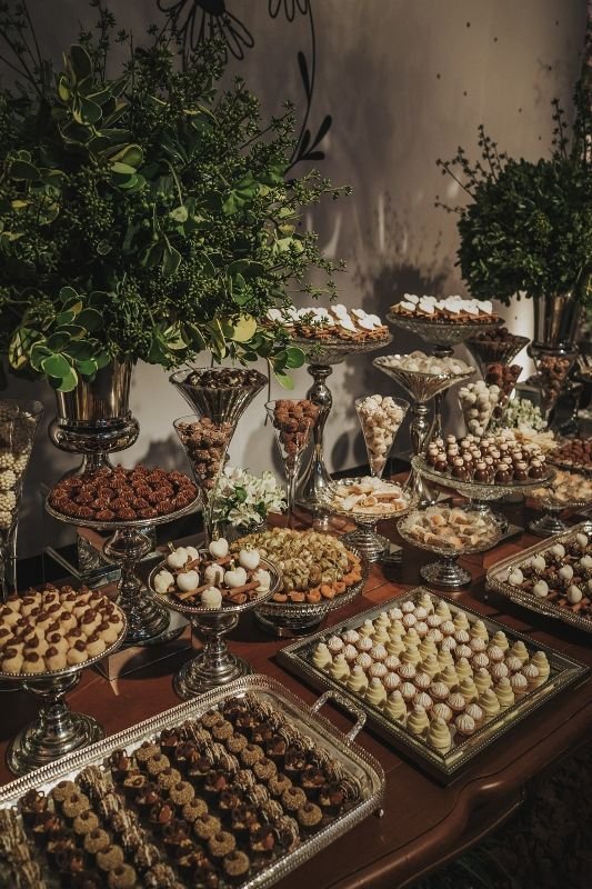 A Thousand Tales Bakery & Cafe - Premium Halal Catering Services: Professionally prepared and exquisitely presented halal dishes for weddings, corporate events, and private parties in Chicago, Mt Prospect. Experience unparalleled quality and taste